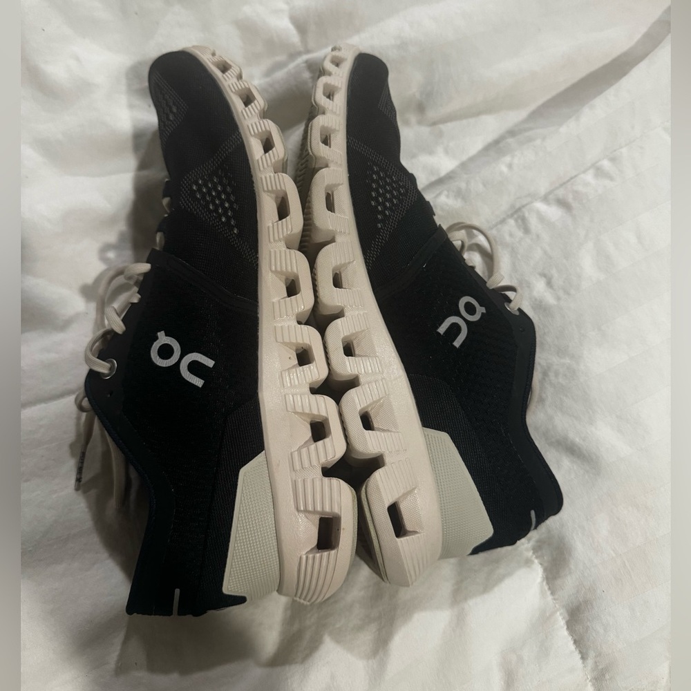 On cloud X Swiss running shoes